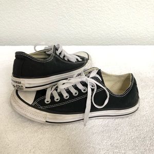 Chucks size 6.5